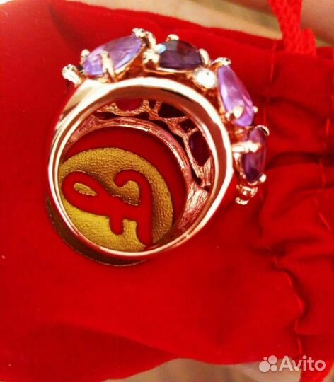 Украшения, бусы