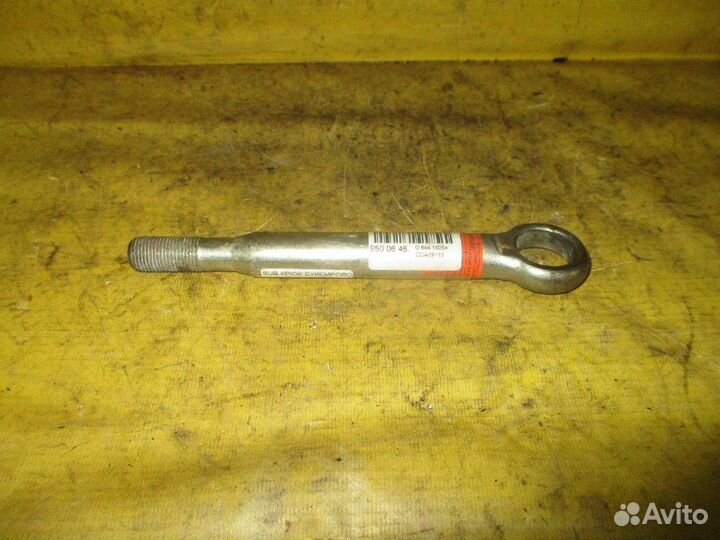 Крюк буксировочный на Subaru