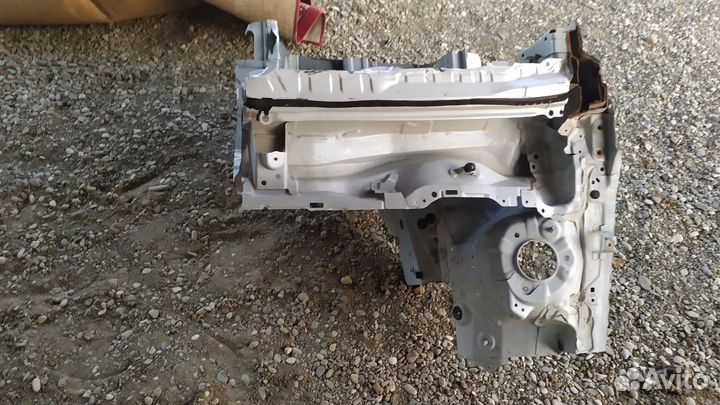 Левый Ланжерон и угол на Camry 70-75