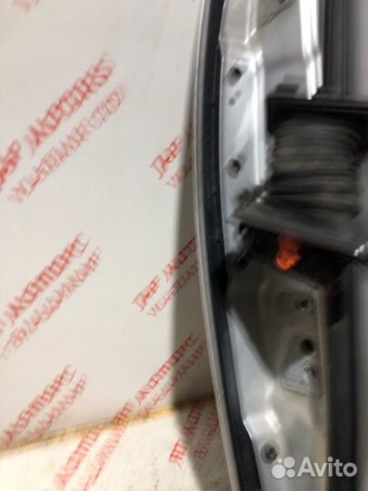 Дверь боковая задняя правая Volkswagen Golf 5