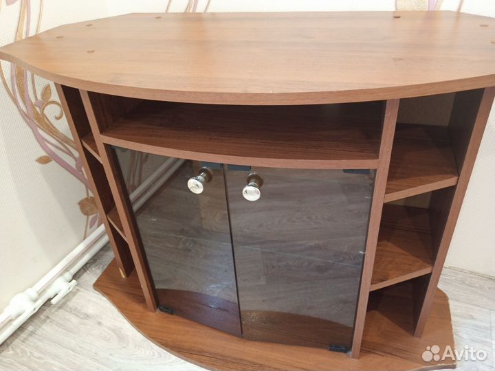 Тумбочка под телевизор