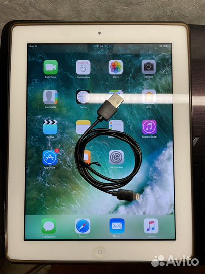 Планшет iPad 4