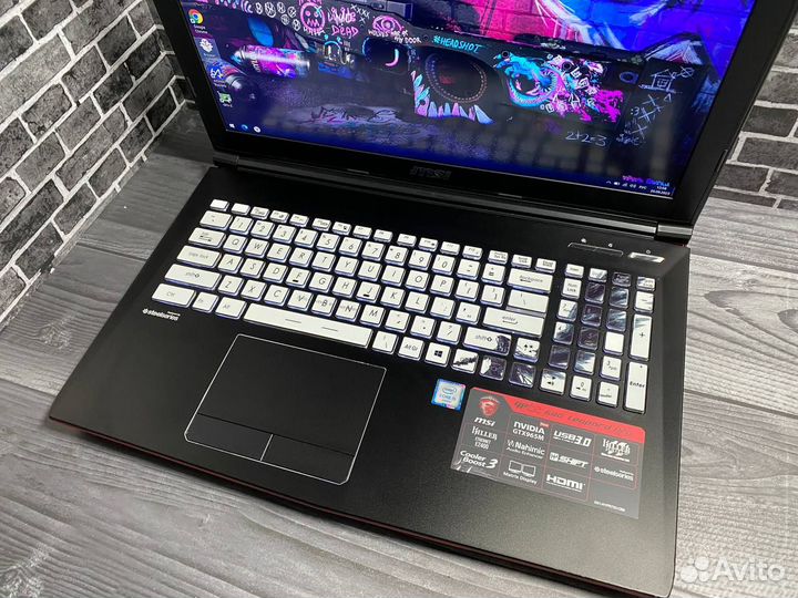 Игровой ноутбук MSI i5/8Gb/FHD/2видеокарты/SSD