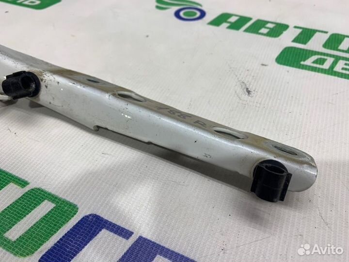 Петля капота правая Citroen C4 Picasso минивен