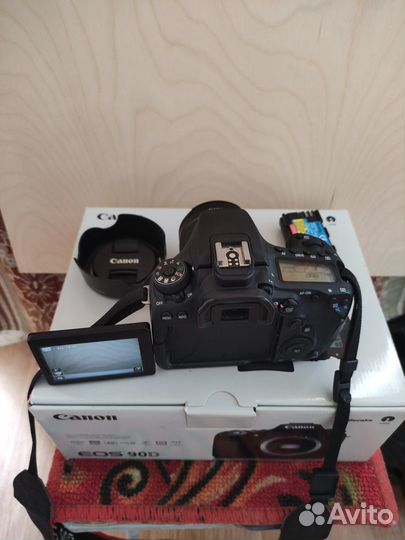 Canon 90d + EF-S 18-55mm + 5 акк
