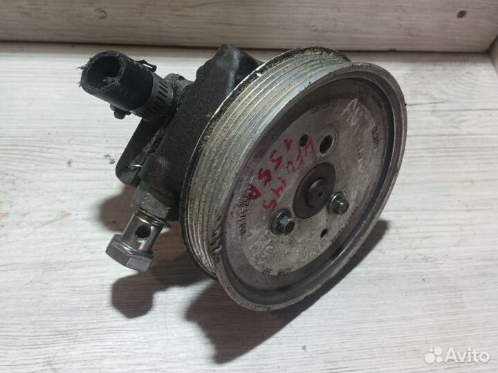 Насос гур Audi A6 C6, Land Rover Freelander