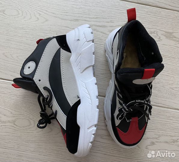 Кроссовки Fila