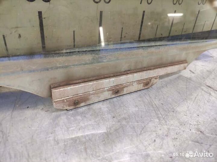 Стекло двери заднее правое Toyota Probox 2NZ 2003