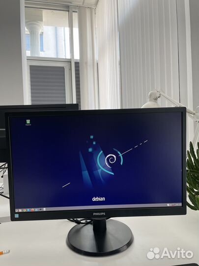 Монитор Philips 243V5L