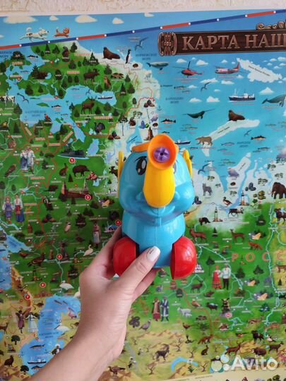 Игрушка слон с отвёрткой. Развивающая