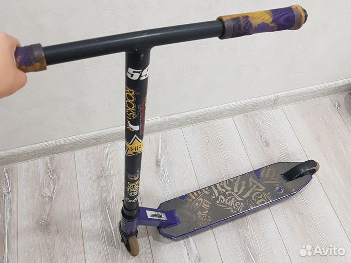 Трюковой самокат duker 101