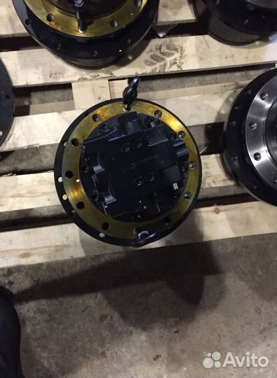 Редуктор хода с мотором sumitomo SH75