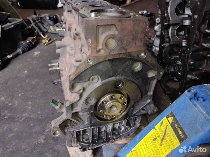 Блок двигателя в сборе RHK 2.0HDI Скудо, Джампи