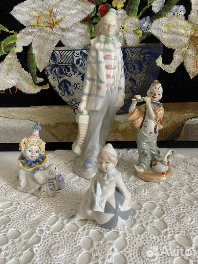 Фарфоровые статуэтки,Пьеро, клоуны,Европа