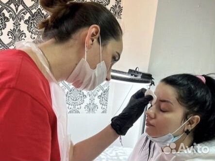 Микроблейдинг бровей