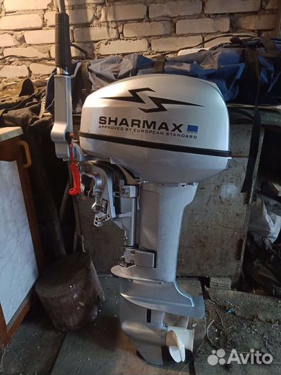 Лодочный мотор шармах 9.9