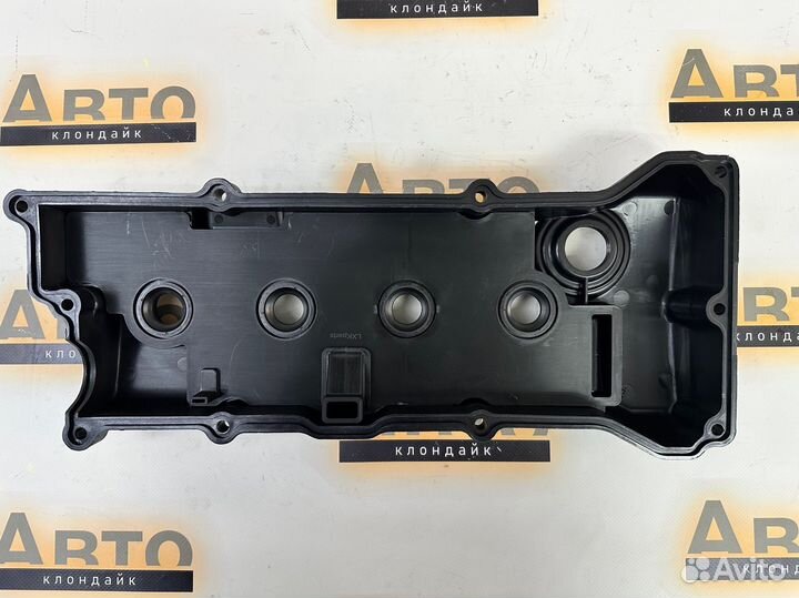 Клапанная крышка GA15/GA13 13264-0M302 Nissan