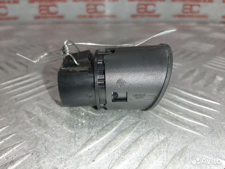 Кнопка для Renault Megane 2