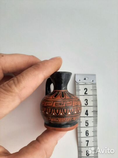 Глиняный кувшин