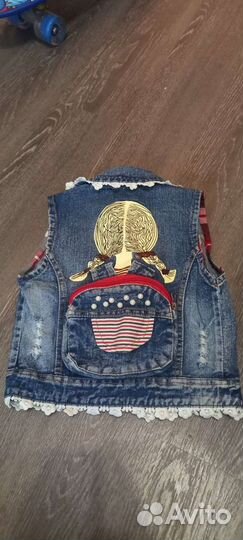 Джинсовая жилетка для девочки