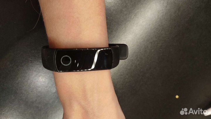 Фитнес браслет honor