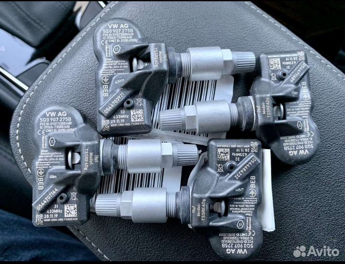 Датчики давления в шинах VAG 5Q0 907 275B