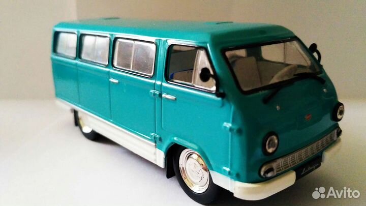 Раф 977, масштаб 1/43