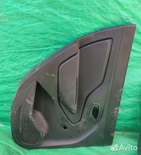 Задняя правая карта LADA xray