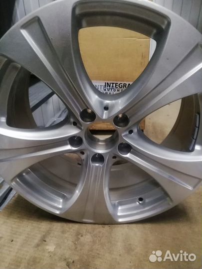 Диск колесный 8JX18