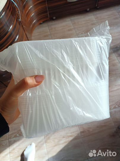 Одноразовые пластиковые контейнеры