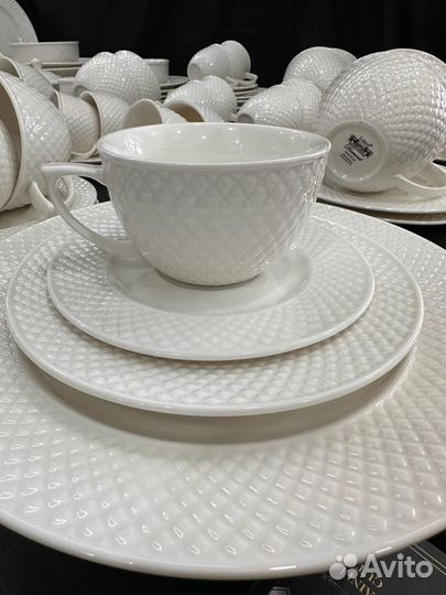 Сервиз чайно столовой посуды на 12 персон Lefard
