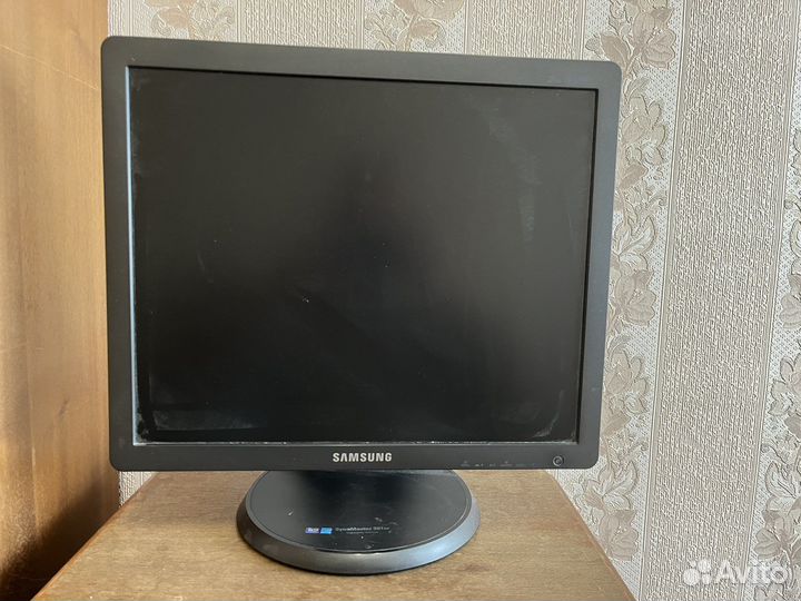 Монитор 19 дюймов samsung syncmaster 961 bw