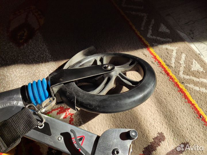 Самоката Oxelo Town 7 Susp