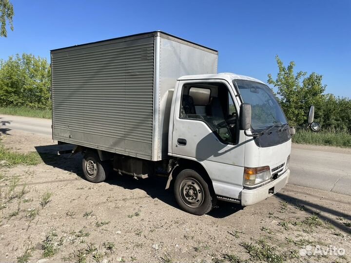 Промтоварный фургон Isuzu Elf, 1993
