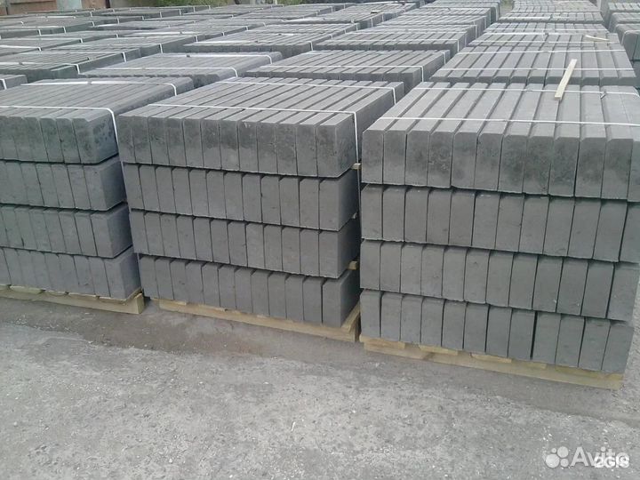 Бордюр тротуарный 1000х200х80