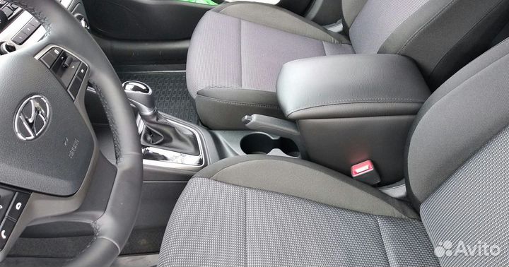 Подлокотник Хендай Солярис 2, Рио 4