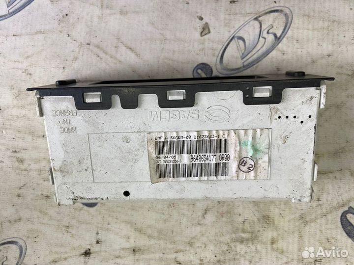 Дисплей информационный Peugeot 1007