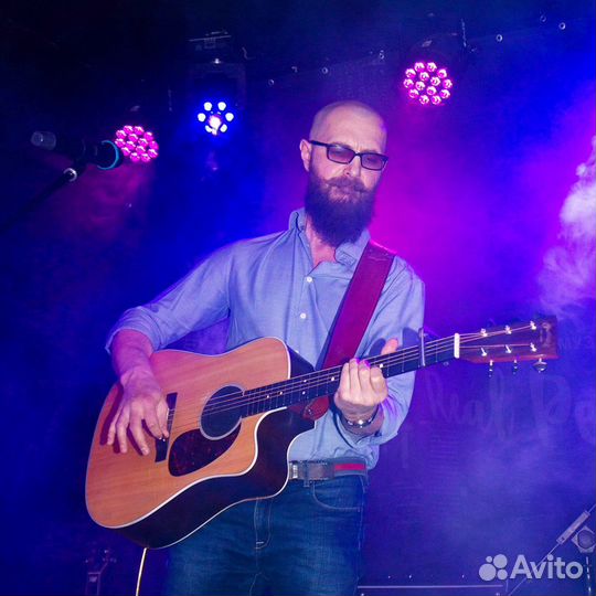 Гитарист и певец на мероприятие (читайте текст)