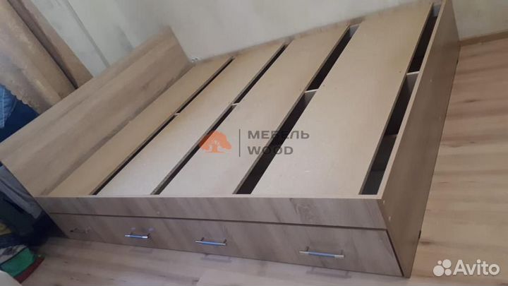 Кровать двуспальная 160х200