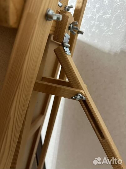 Мольберт с планшетом. Можно для рассадки