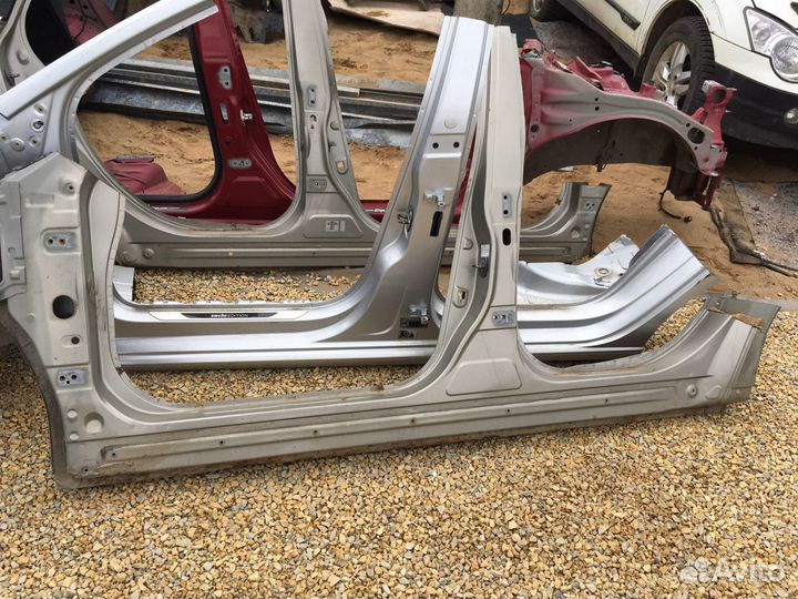 Левой порог Nissan almera G15