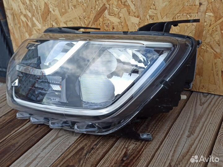 Фара левая LED Duster 2, с 2019г, оригинал, б/у