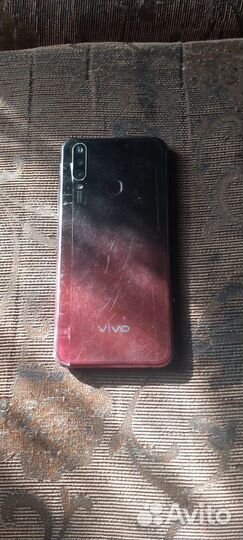 vivo V9, 4/64 ГБ