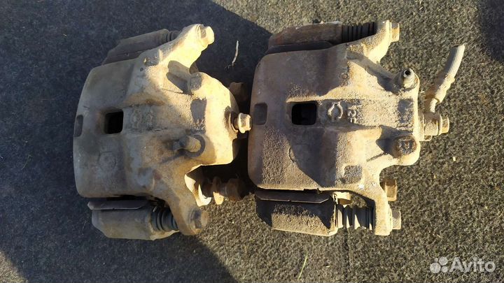 Суппорт передний Ниссан максима а33