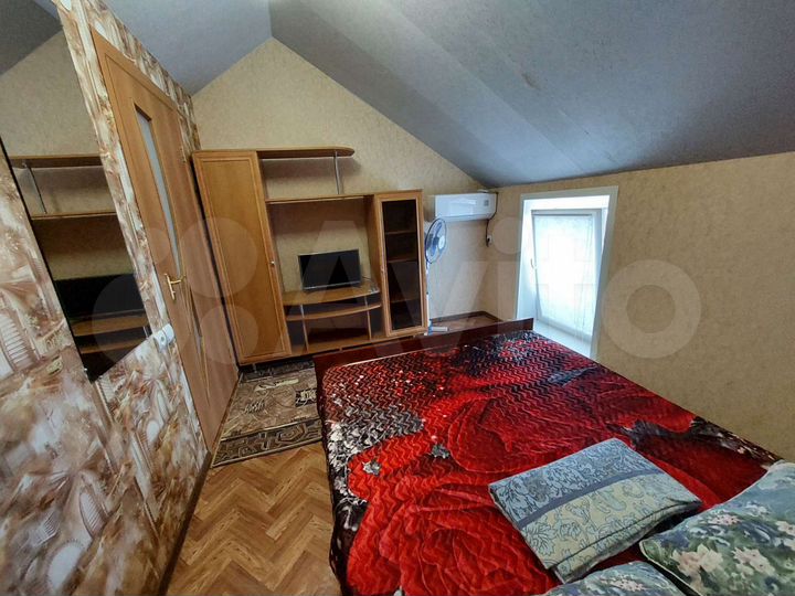 Комната 15 м², 1/2 эт.