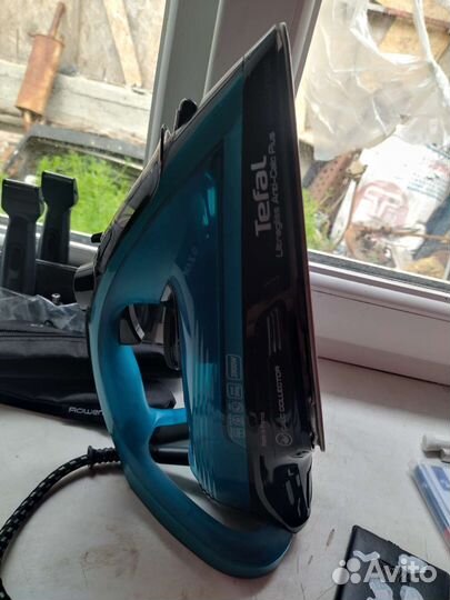 Мощный Утюг tefal (б/у)