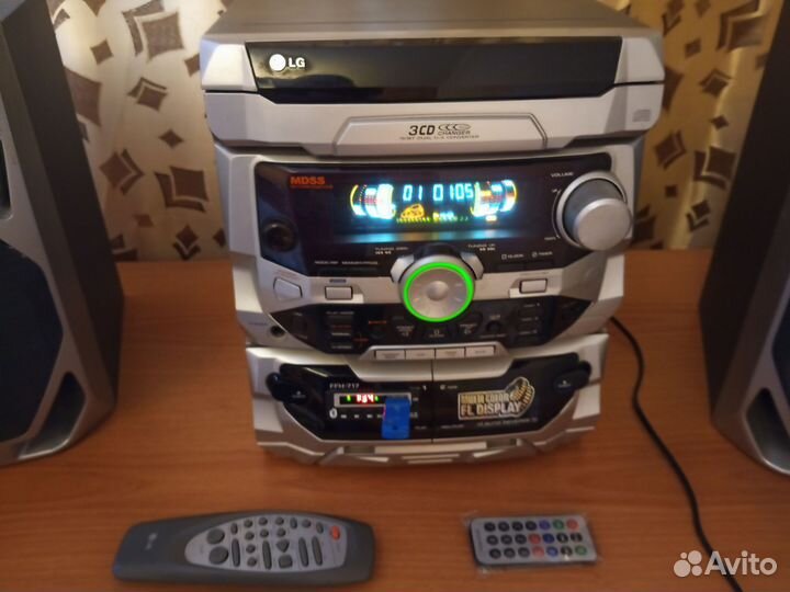 Блютуз И флешка В муз центре LG FFH-717