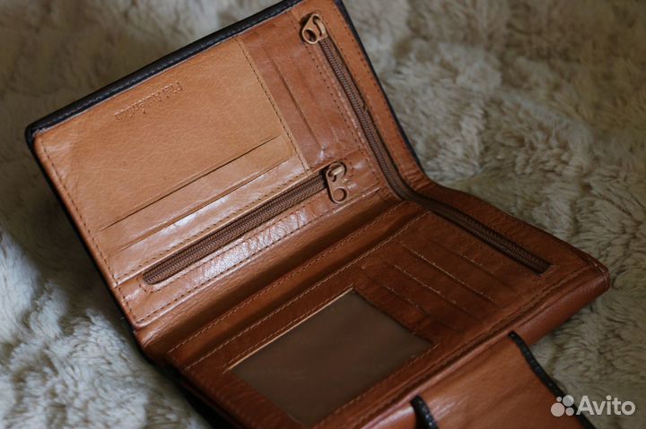 Портмоне.Кожа
