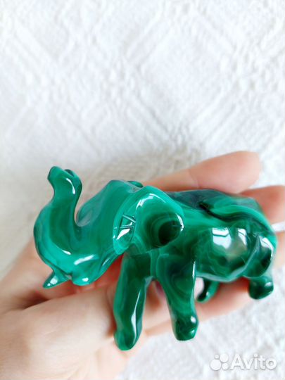 Слон натуральный малахит