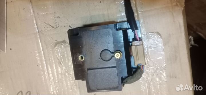 Усилитель саба Bose Nissan 350Z, Fairlady Z33